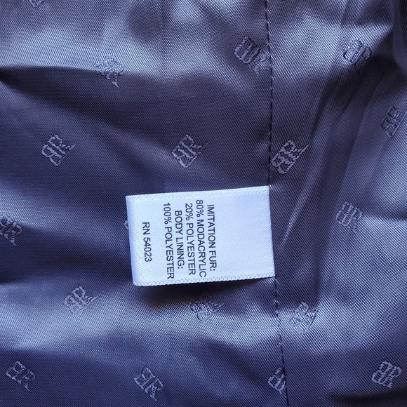 Banana Republic Plush Faux Fur Vest in Rich Purple - Picture 5 of 8